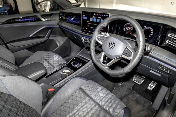 2025 Volkswagen Tiguan 150TSI R-Line