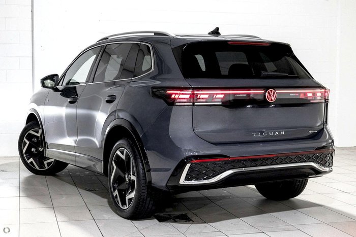 2025 Volkswagen Tiguan 150TSI R-Line
