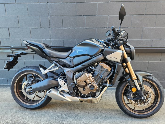 2025 Honda CB650R BLACK
