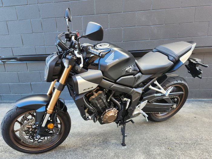 2025 Honda CB650R BLACK