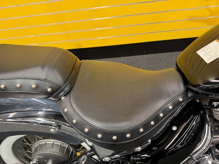2011 Suzuki VL800T (BOULEVARD C50T) Black