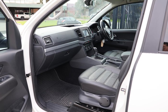2016 Volkswagen Amarok 11