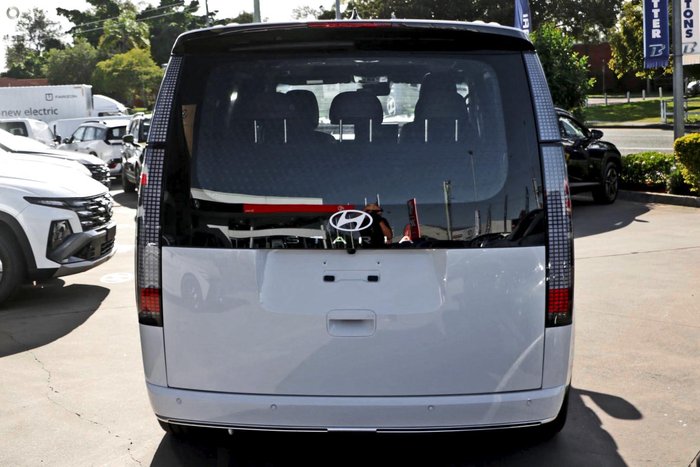 2026 Hyundai STARIA Lounge