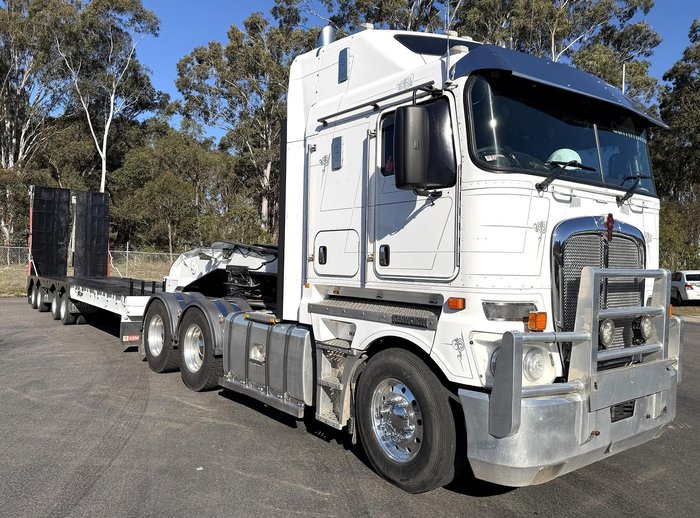 2011 Kenworth K200