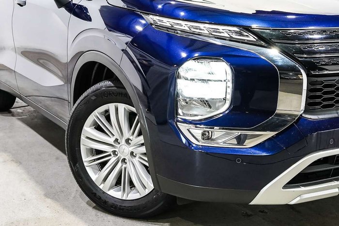 2024 Mitsubishi Outlander LS