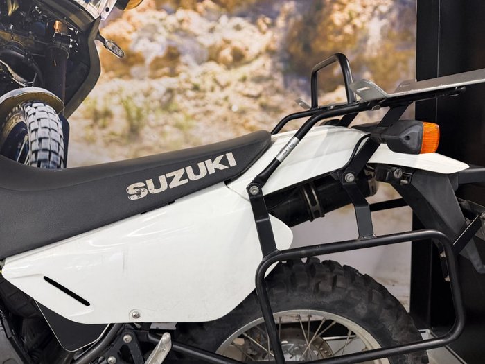 2014 Suzuki DR650SE WHITE