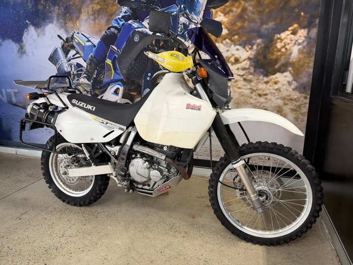 2014 Suzuki DR650SE WHITE