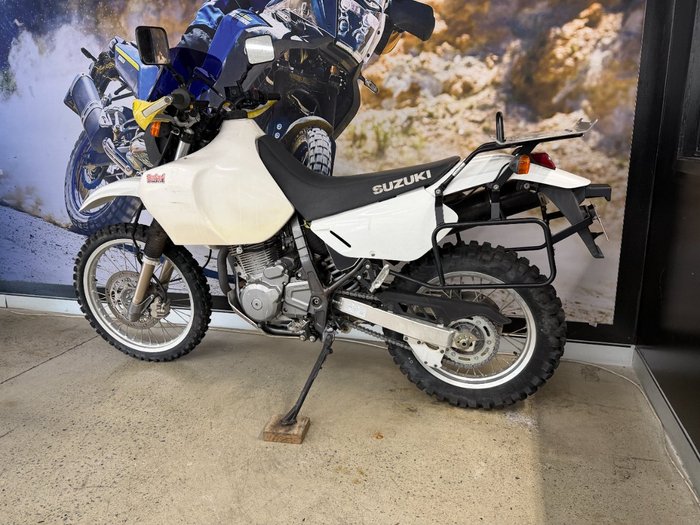 2014 Suzuki DR650SE WHITE