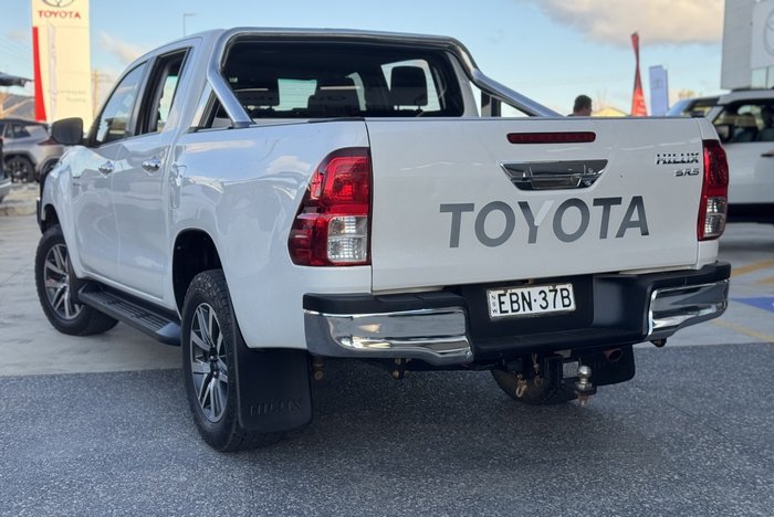 2019 Toyota Hilux SR5