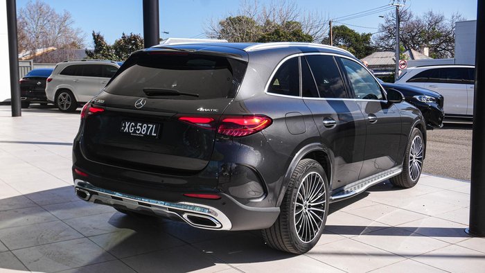 2026 Mercedes-Benz GLC-Class GLC300