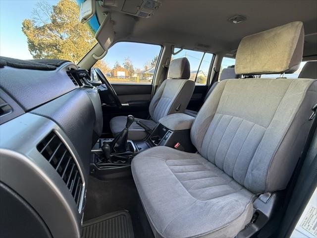 2012 Nissan Patrol ST