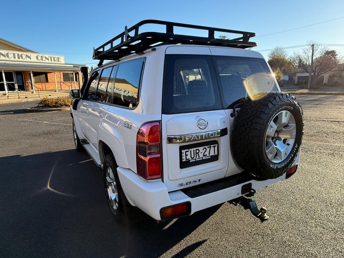 2012 Nissan Patrol ST