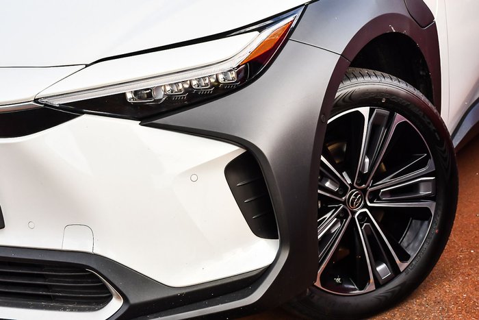 2025 Toyota bZ4X