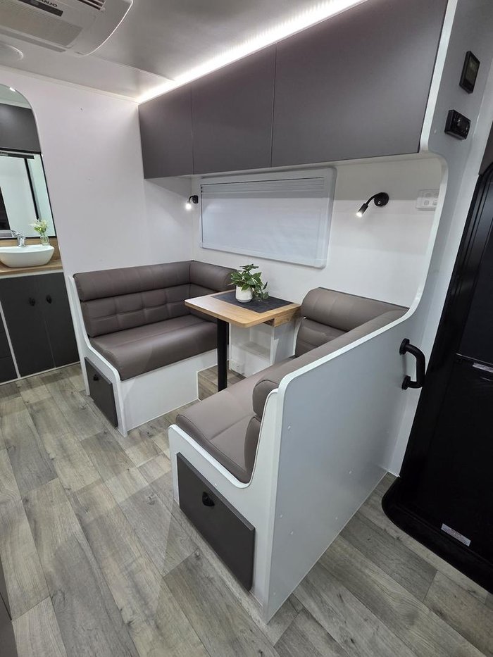 2026 Safari Caravans Oasis18