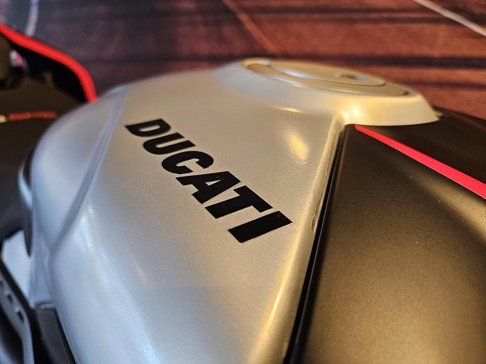 2022 Ducati Panigale V4 SP2 Panigale V4 Black