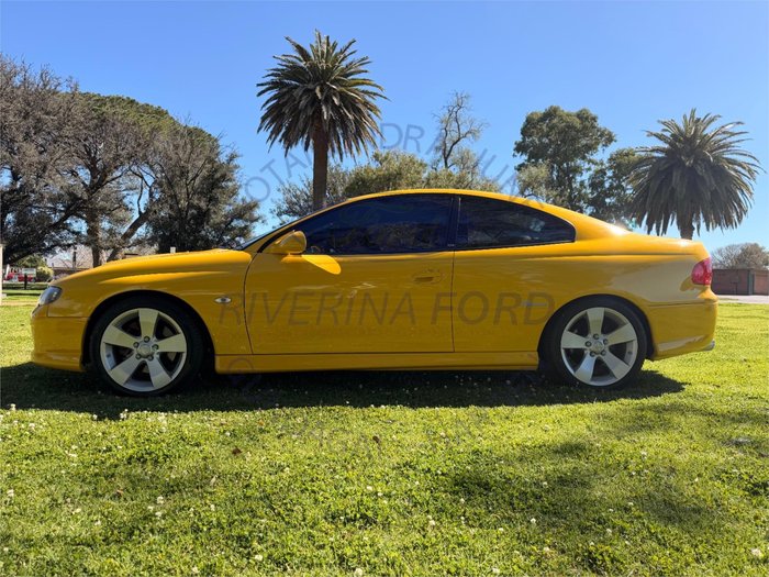 2005 Holden Monaro CV8
