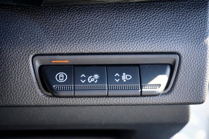 2026 Renault Trafic Premium