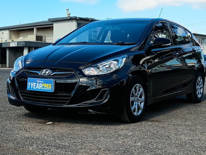 2012 Hyundai Accent Active