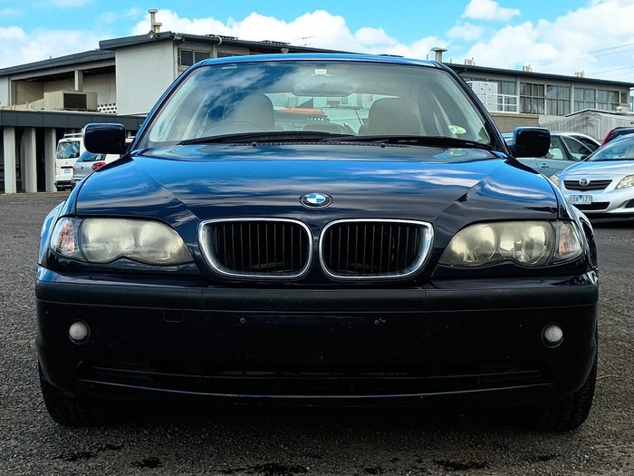 2004 BMW 3 Series 318i