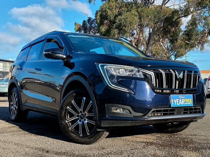 2023 Mahindra XUV700