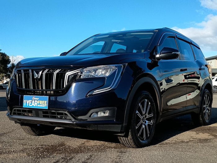 2023 Mahindra XUV700 AX7L