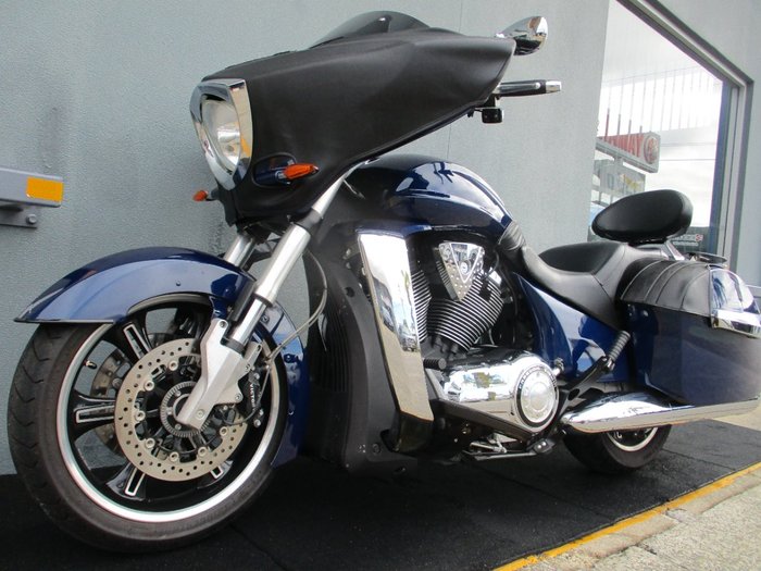 2012 VICTORY CROSS COUNTRY BLUE