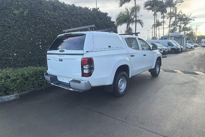 2021 Mitsubishi Triton GLX