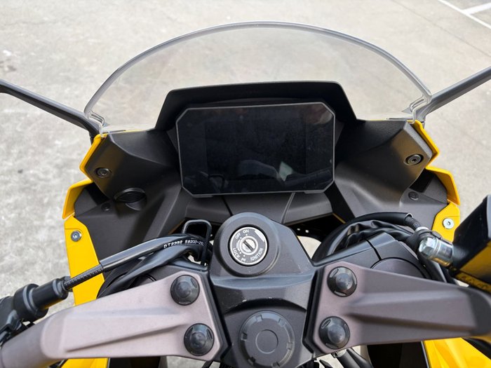 2024 Suzuki GSX-8R (GSX800FRQ) Yellow