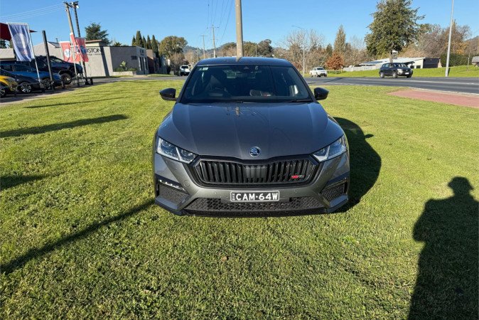 2023 SKODA OCTAVIA RS 180TSI