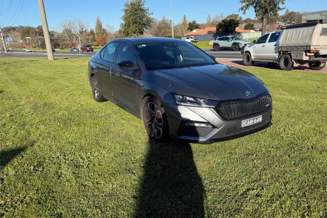 2023 SKODA OCTAVIA RS 180TSI