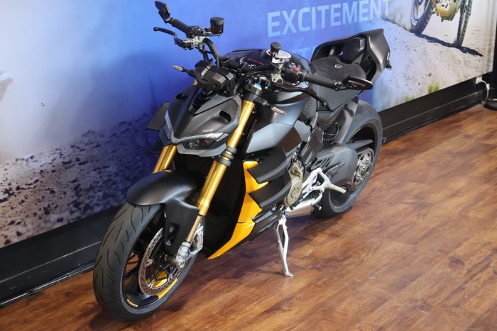 2022 Ducati 2022 Ducati 1100CC STREETFIGHTER V4 S SPORTS Black
