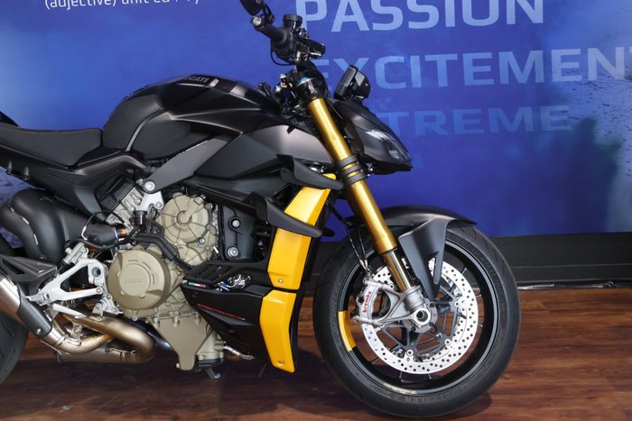 2022 Ducati 2022 Ducati 1100CC STREETFIGHTER V4 S SPORTS Black