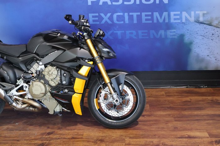 2022 Ducati 2022 Ducati 1100CC STREETFIGHTER V4 S SPORTS Black