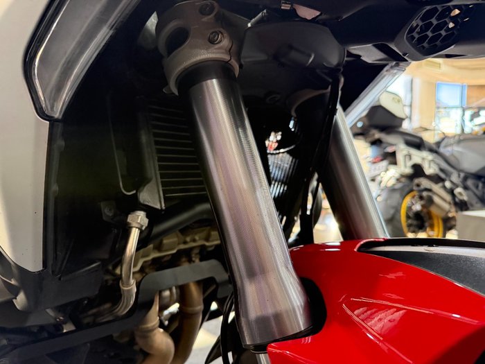 2021 DUCATI MULTISTRADA V4 S Red