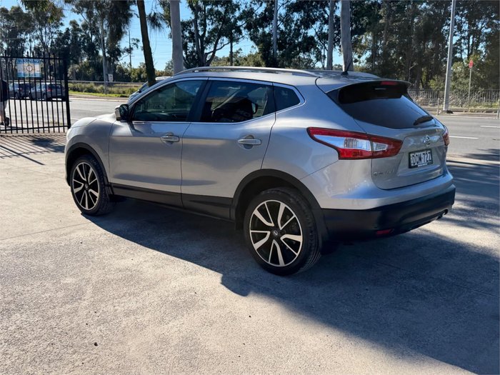 2017 NISSAN QASHQAI Ti