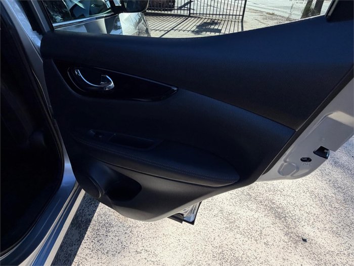 2017 NISSAN QASHQAI Ti