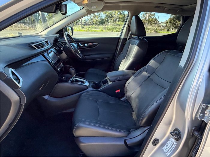 2017 NISSAN QASHQAI Ti