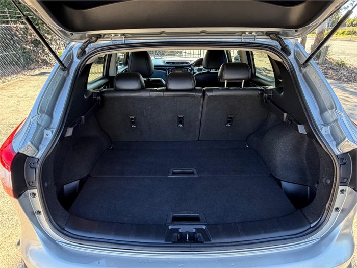 2017 NISSAN QASHQAI Ti