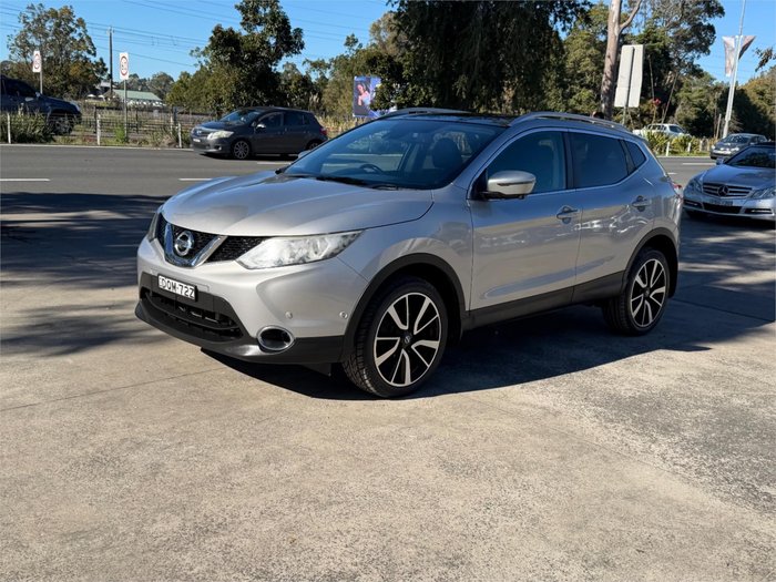 2017 NISSAN QASHQAI Ti