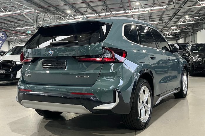 2024 BMW iX1 eDrive20 xLine