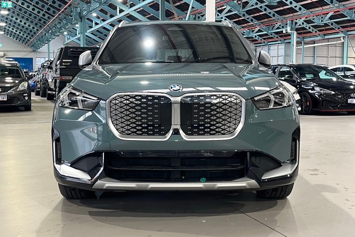 2024 BMW iX1 eDrive20 xLine