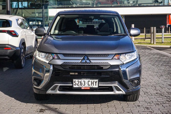 2020 Mitsubishi Outlander ES