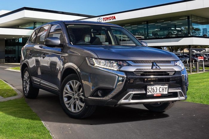2020 Mitsubishi Outlander ES