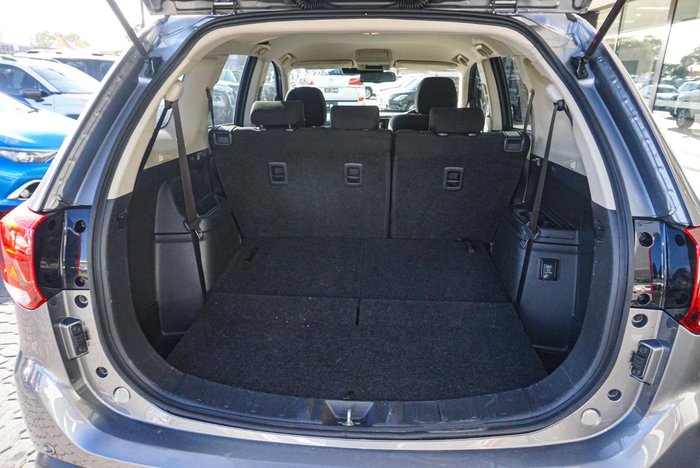 2020 Mitsubishi Outlander ES