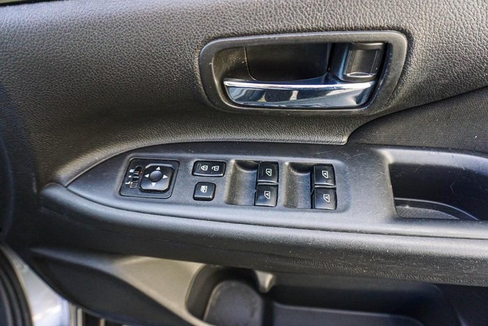 2020 Mitsubishi Outlander ES