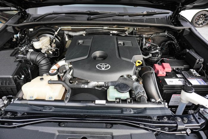 2022 Toyota Hilux SR5