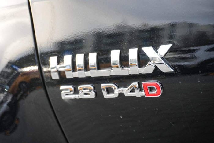 2022 Toyota Hilux SR5