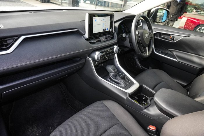 2024 Toyota RAV4 GX