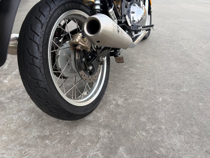 2021 Royal Enfield INTERCEPTOR 650 CHROME