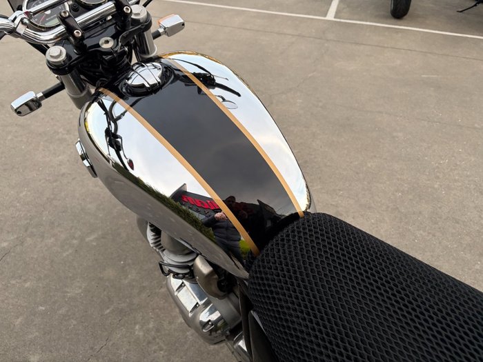 2021 Royal Enfield INTERCEPTOR 650 CHROME